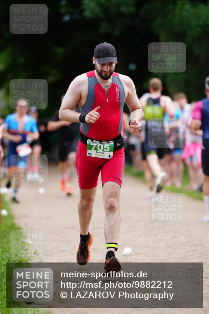 21.06.2026 - 29. Vierlanden-Triathlon LAZAROV Photography http://msf.ph/oto/9882212 21.06.2026 12:34:31 Laufen 026, 705 meine-sportfotos.de