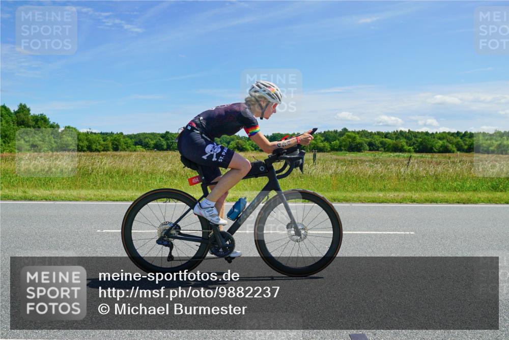 21.06.2026 - Viking Triathlon Michael Burmester http://msf.ph/oto/9882237 21.06.2026 13:11:40 Radfahren 494, 534 meine-sportfotos.de