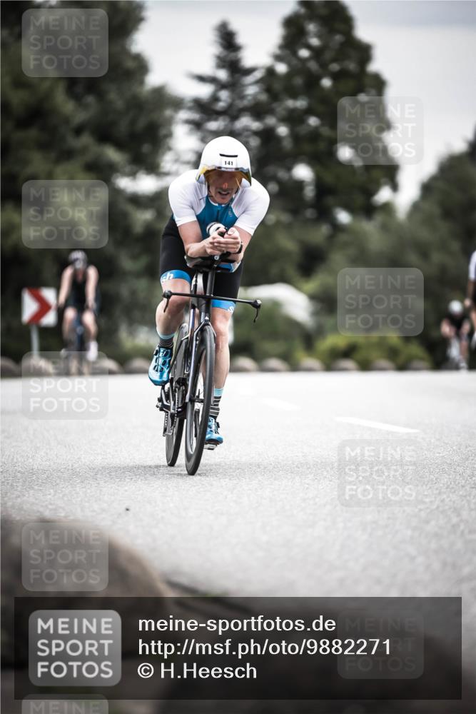 21.06.2026 - 29. Vierlanden-Triathlon H.Heesch http://msf.ph/oto/9882271 21.06.2026 10:34:32 Radfahren 92, 118, 119, 141, 178, 227, 350, 363, 554 meine-sportfotos.de