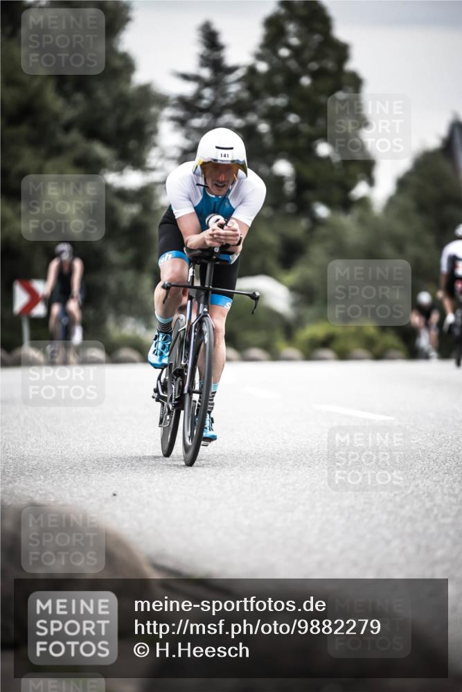 21.06.2026 - 29. Vierlanden-Triathlon H.Heesch http://msf.ph/oto/9882279 21.06.2026 10:34:32 Radfahren 92, 118, 119, 141, 178, 227, 350, 363, 554 meine-sportfotos.de