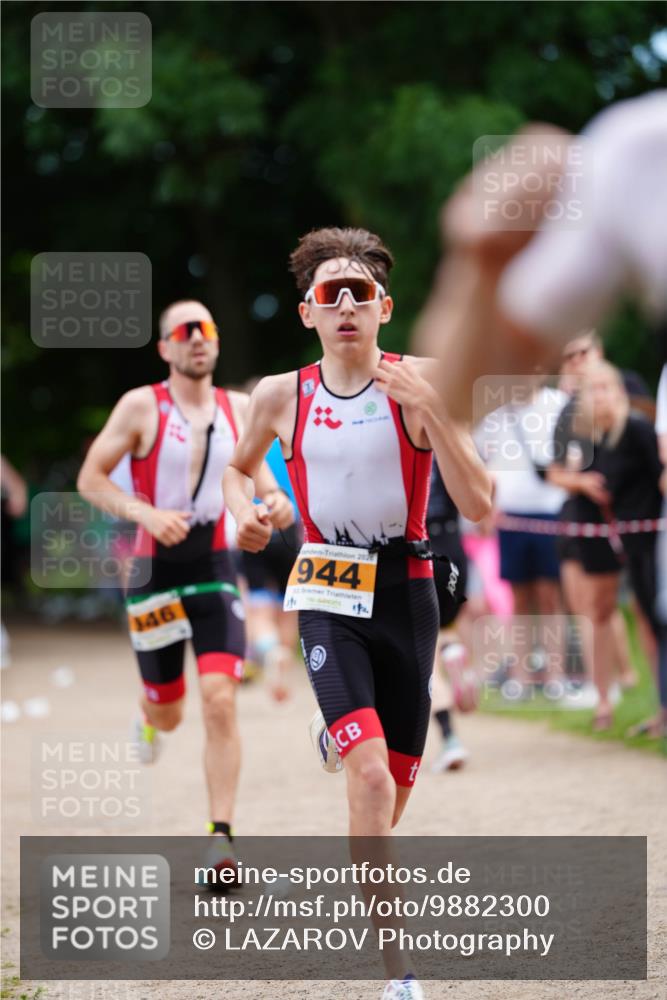 21.06.2026 - 29. Vierlanden-Triathlon LAZAROV Photography http://msf.ph/oto/9882300 21.06.2026 12:34:57 Laufen 146, 202, 944, 10, 12 meine-sportfotos.de