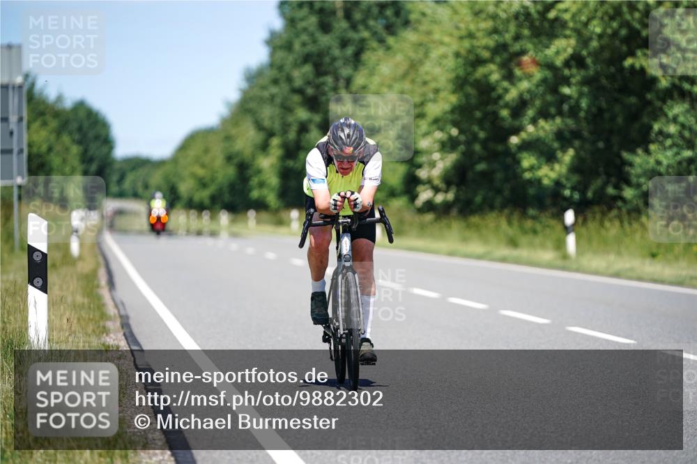 21.06.2026 - Viking Triathlon Michael Burmester http://msf.ph/oto/9882302 21.06.2026 13:37:40 Radfahren 439 meine-sportfotos.de
