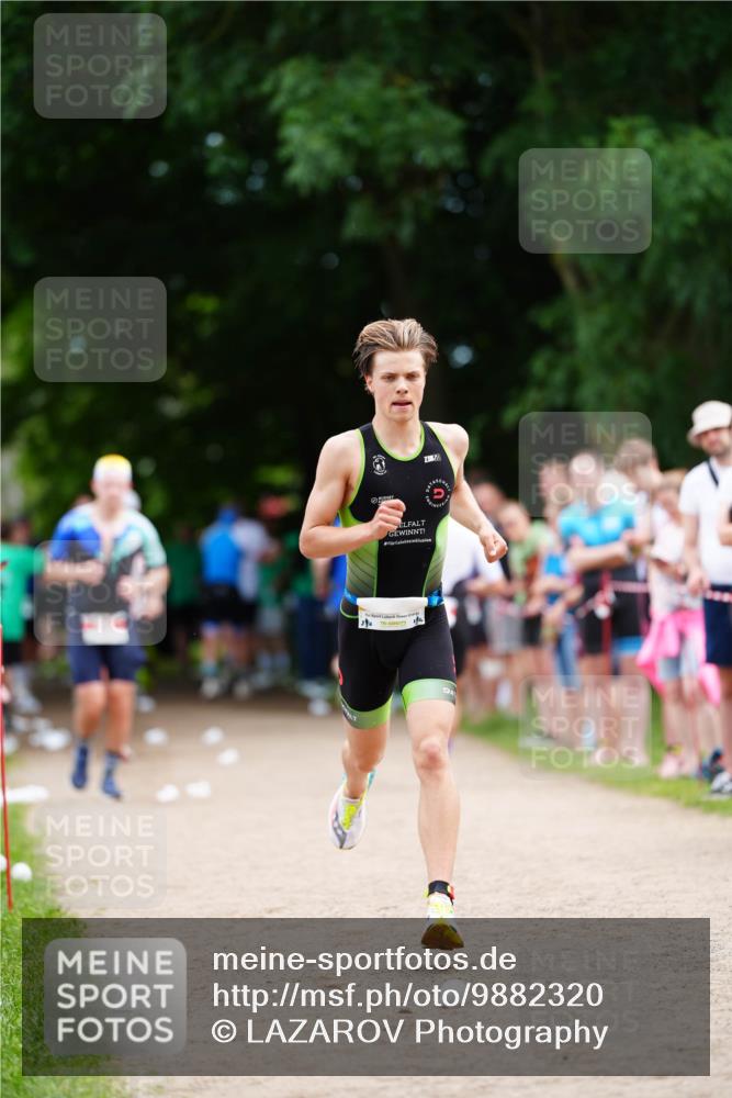 21.06.2026 - 29. Vierlanden-Triathlon LAZAROV Photography http://msf.ph/oto/9882320 21.06.2026 12:35:05 Laufen 3850 meine-sportfotos.de