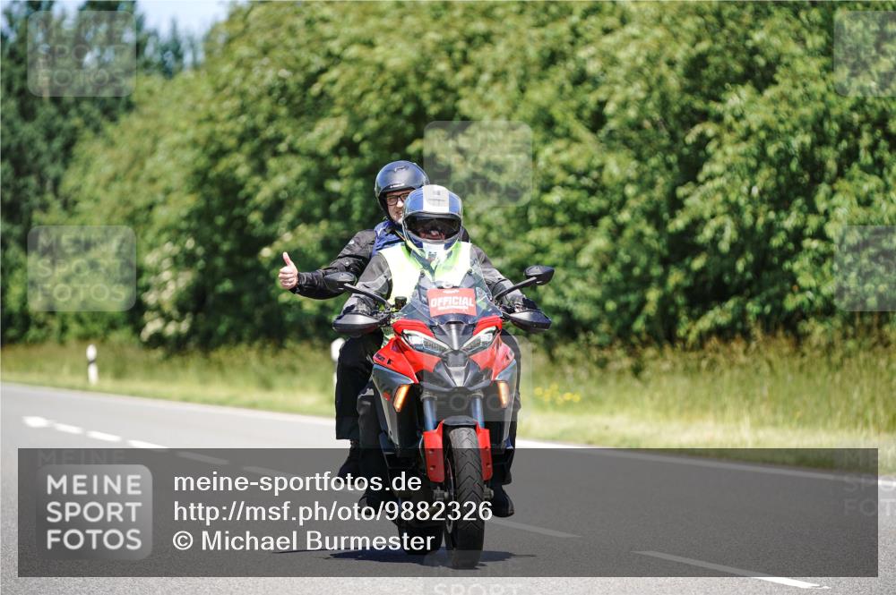 21.06.2026 - Viking Triathlon Michael Burmester http://msf.ph/oto/9882326 21.06.2026 13:37:50 Radfahren  meine-sportfotos.de