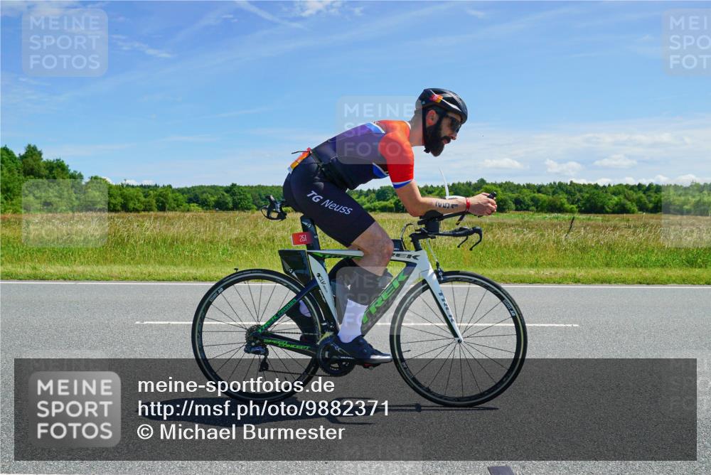 21.06.2026 - Viking Triathlon Michael Burmester http://msf.ph/oto/9882371 21.06.2026 13:14:46 Radfahren 251, 366 meine-sportfotos.de
