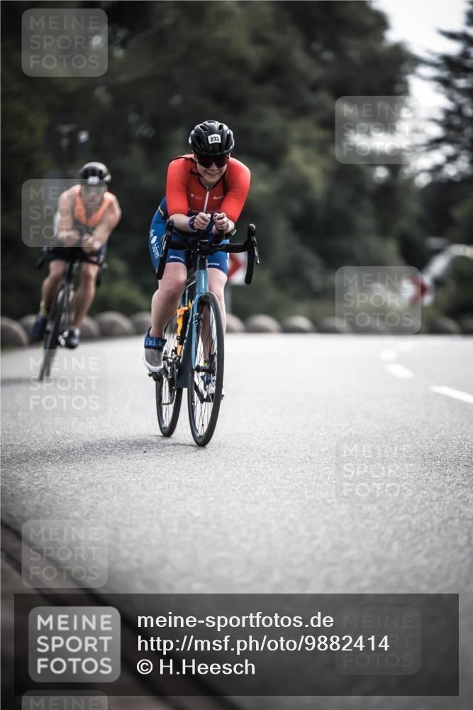 21.06.2026 - 29. Vierlanden-Triathlon H.Heesch http://msf.ph/oto/9882414 21.06.2026 09:17:32 Radfahren 3, 16, 51, 233 meine-sportfotos.de