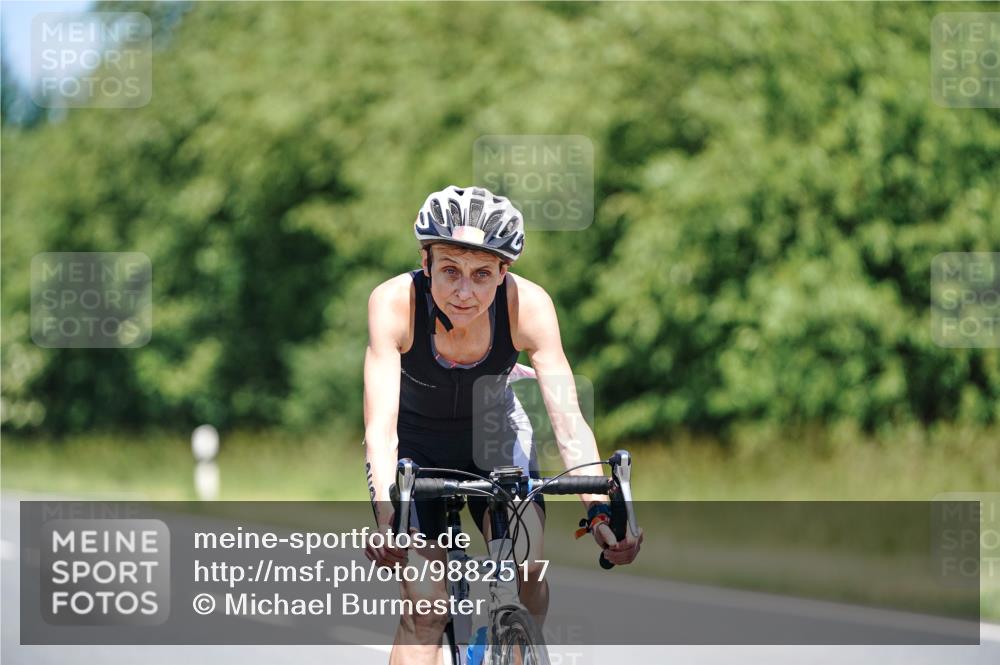21.06.2026 - Viking Triathlon Michael Burmester http://msf.ph/oto/9882517 21.06.2026 13:40:46 Radfahren  meine-sportfotos.de