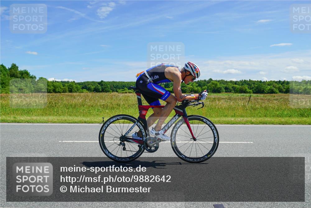 21.06.2026 - Viking Triathlon Michael Burmester http://msf.ph/oto/9882642 21.06.2026 13:19:50 Radfahren 75 meine-sportfotos.de