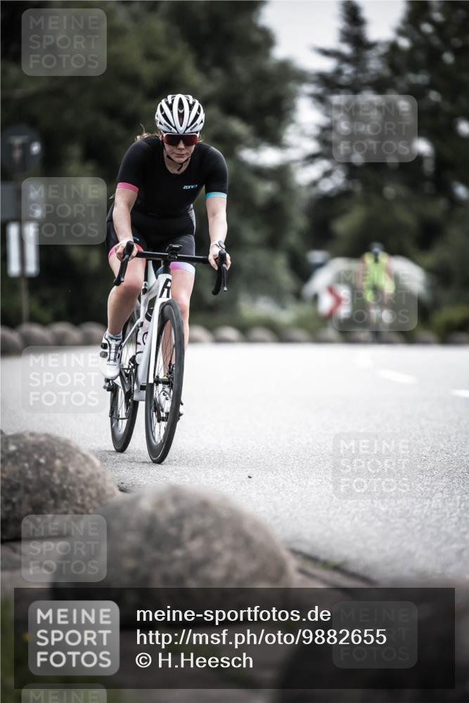 21.06.2026 - 29. Vierlanden-Triathlon H.Heesch http://msf.ph/oto/9882655 21.06.2026 10:34:40 Radfahren 166, 178, 219, 363, 414, 554, 560 meine-sportfotos.de