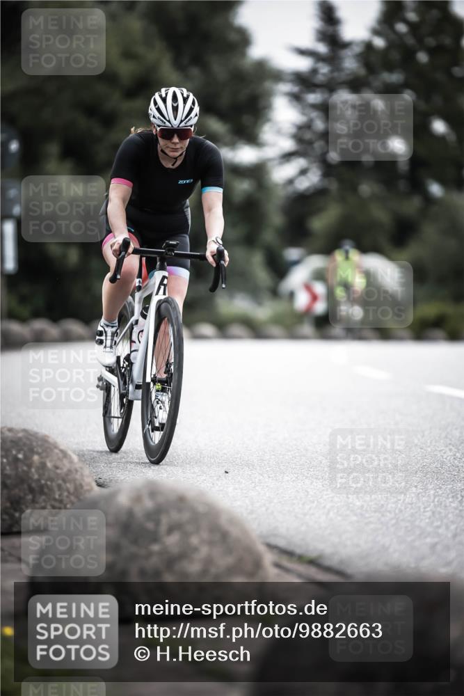 21.06.2026 - 29. Vierlanden-Triathlon H.Heesch http://msf.ph/oto/9882663 21.06.2026 10:34:40 Radfahren 166, 178, 219, 363, 414, 554, 560 meine-sportfotos.de