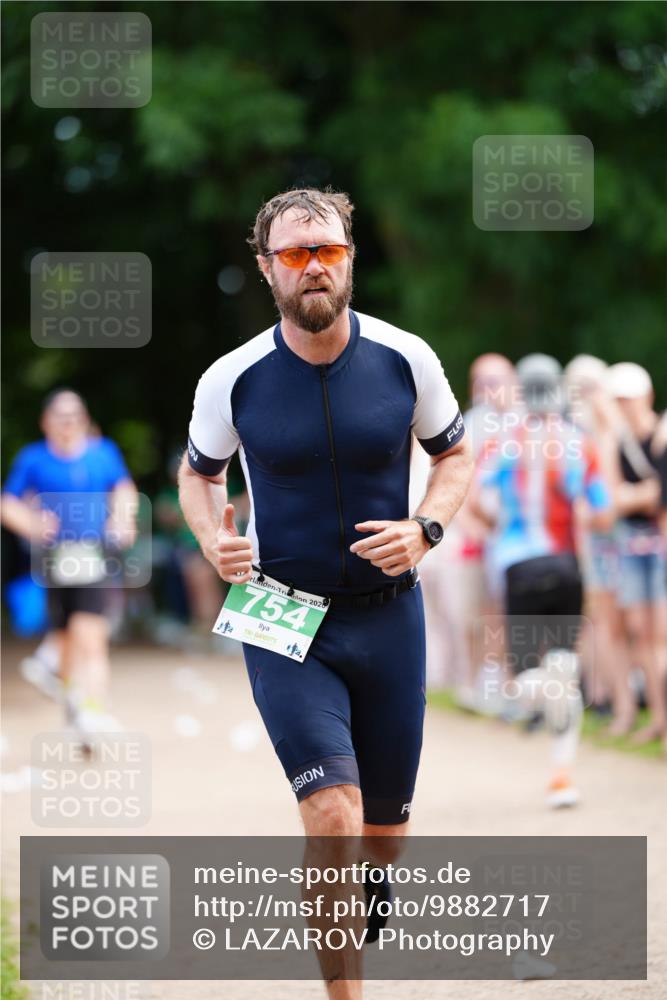 21.06.2026 - 29. Vierlanden-Triathlon LAZAROV Photography http://msf.ph/oto/9882717 21.06.2026 12:47:42 Laufen 202, 754 meine-sportfotos.de