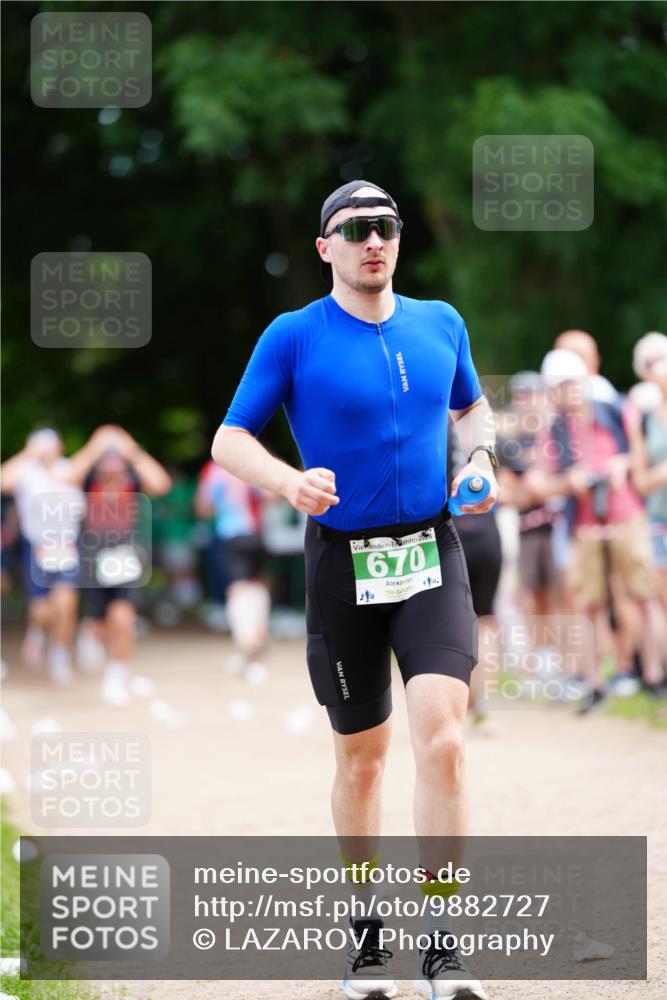 21.06.2026 - 29. Vierlanden-Triathlon LAZAROV Photography http://msf.ph/oto/9882727 21.06.2026 12:47:45 Laufen 206, 670 meine-sportfotos.de