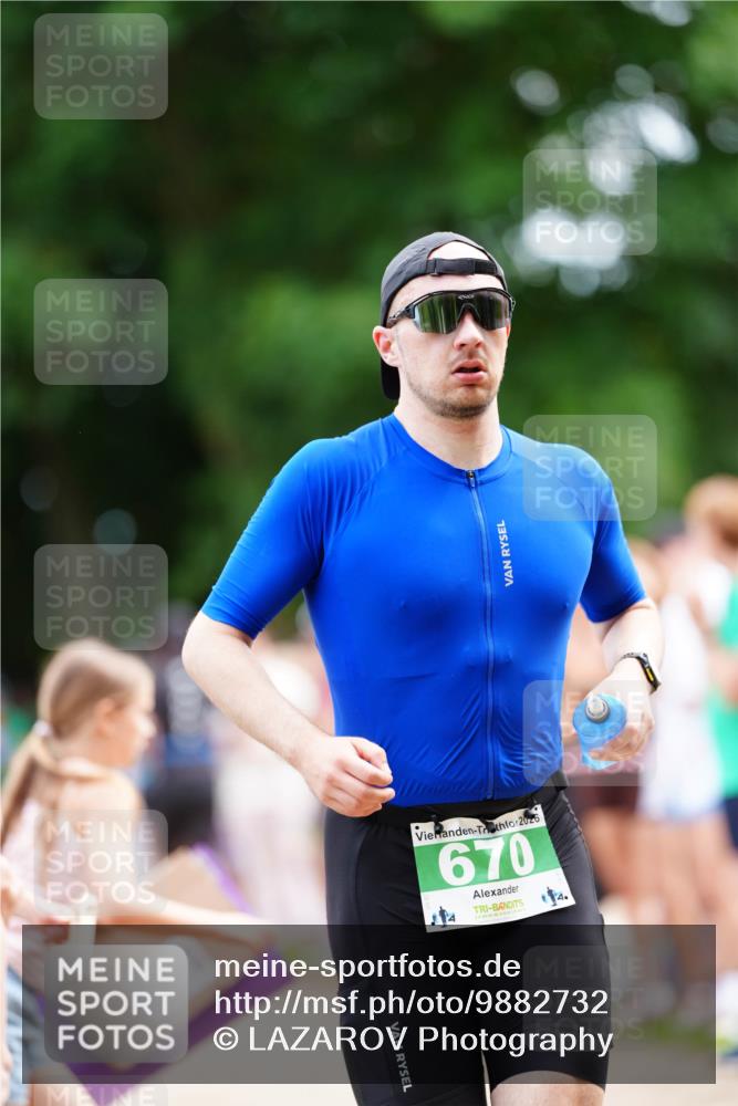21.06.2026 - 29. Vierlanden-Triathlon LAZAROV Photography http://msf.ph/oto/9882732 21.06.2026 12:47:46 Laufen 2026, 670, 4 meine-sportfotos.de