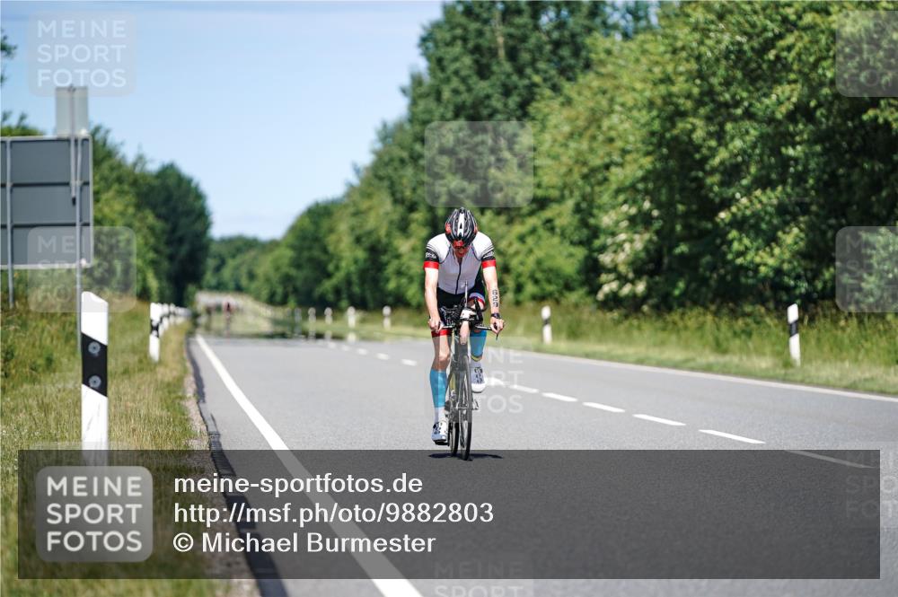 21.06.2026 - Viking Triathlon Michael Burmester http://msf.ph/oto/9882803 21.06.2026 13:44:48 Radfahren  meine-sportfotos.de