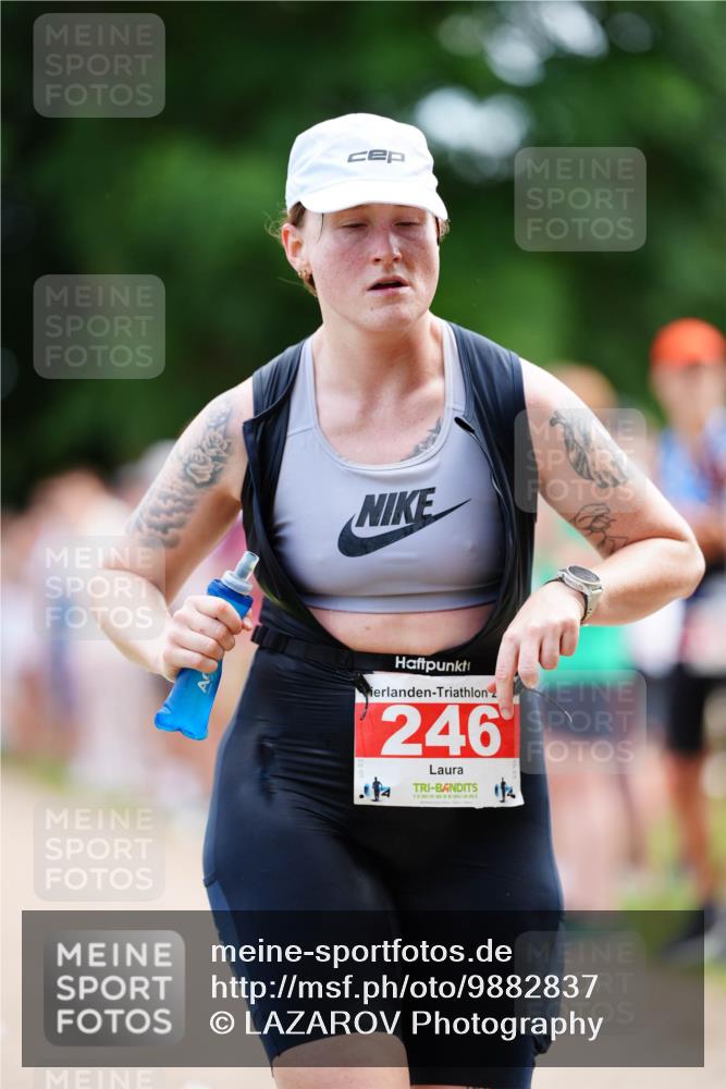21.06.2026 - 29. Vierlanden-Triathlon LAZAROV Photography http://msf.ph/oto/9882837 21.06.2026 12:48:25 Laufen 2, 246 meine-sportfotos.de