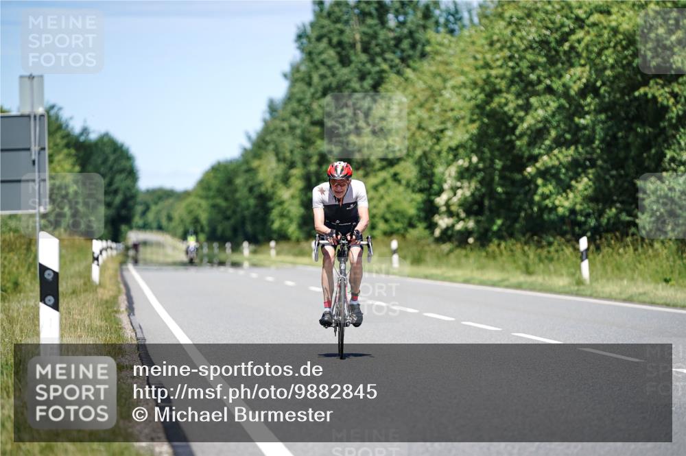 21.06.2026 - Viking Triathlon Michael Burmester http://msf.ph/oto/9882845 21.06.2026 13:45:18 Radfahren 39 meine-sportfotos.de