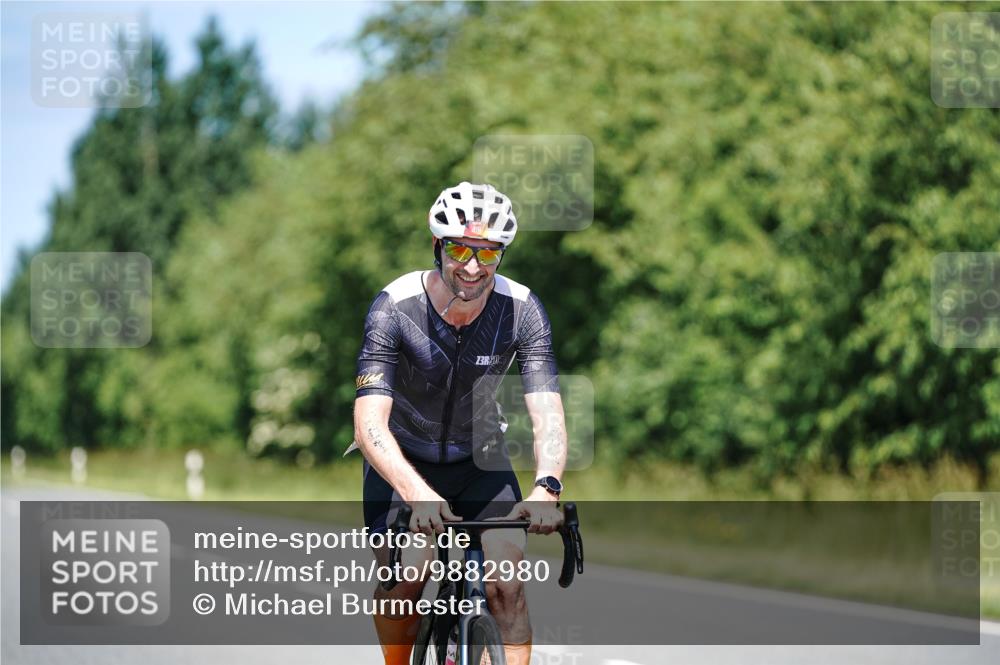 21.06.2026 - Viking Triathlon Michael Burmester http://msf.ph/oto/9882980 21.06.2026 13:46:15 Radfahren 401 meine-sportfotos.de