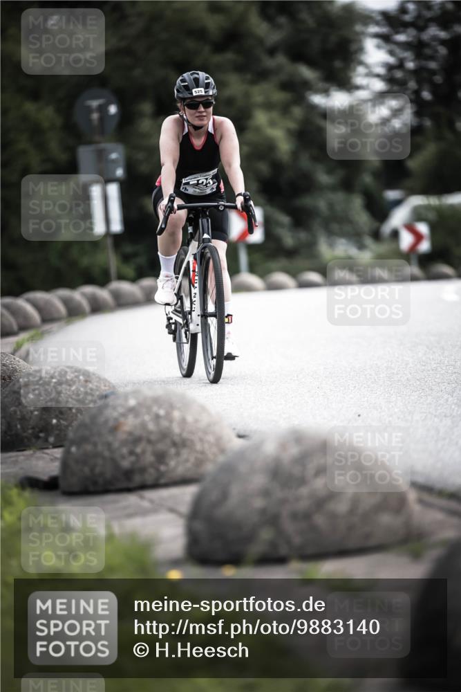 21.06.2026 - 29. Vierlanden-Triathlon H.Heesch http://msf.ph/oto/9883140 21.06.2026 10:35:04 Radfahren 47, 157, 187, 320, 334, 525 meine-sportfotos.de