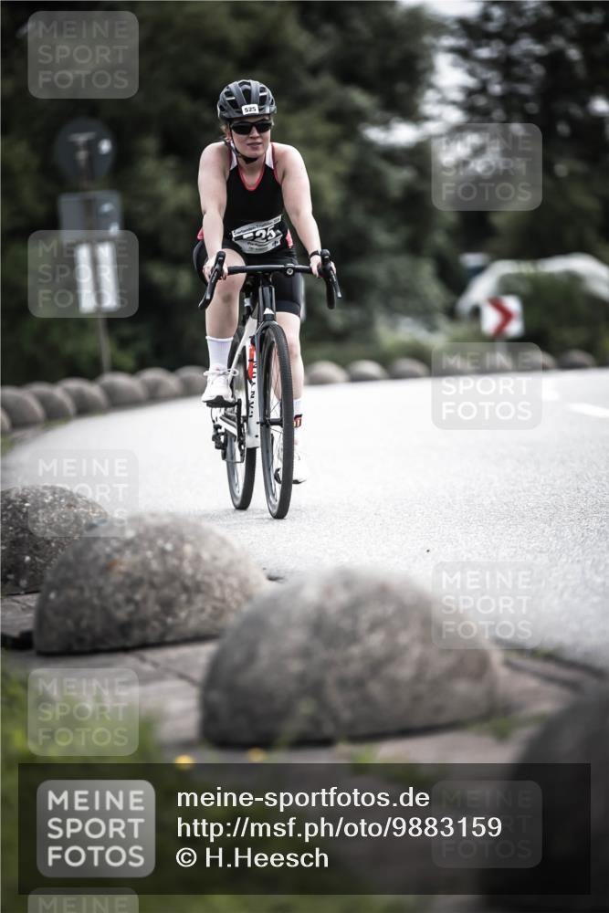 21.06.2026 - 29. Vierlanden-Triathlon H.Heesch http://msf.ph/oto/9883159 21.06.2026 10:35:04 Radfahren 47, 157, 187, 320, 334, 525 meine-sportfotos.de