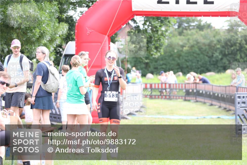 21.06.2026 - 29. Vierlanden-Triathlon Andreas Tolksdorf http://msf.ph/oto/9883172 21.06.2026 11:25:28 Ziel 584, 584 meine-sportfotos.de