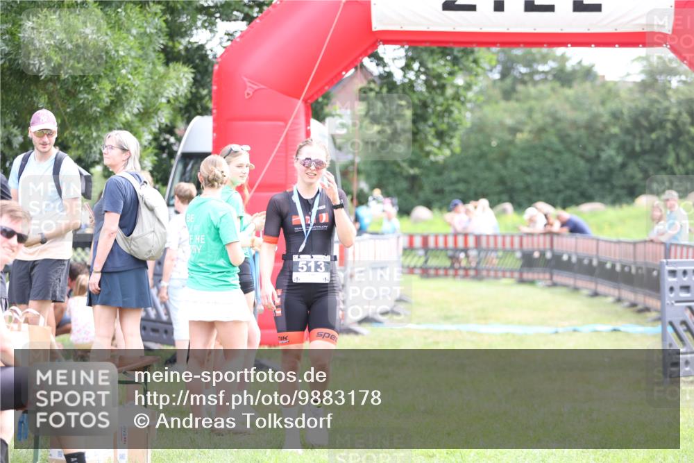 21.06.2026 - 29. Vierlanden-Triathlon Andreas Tolksdorf http://msf.ph/oto/9883178 21.06.2026 11:25:28 Ziel 584, 584 meine-sportfotos.de