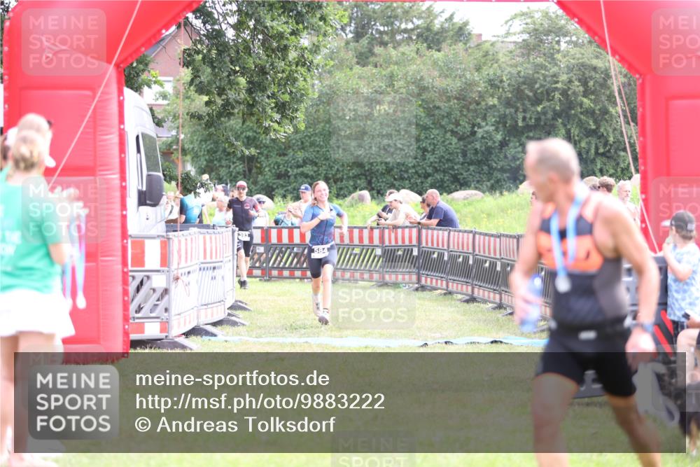 21.06.2026 - 29. Vierlanden-Triathlon Andreas Tolksdorf http://msf.ph/oto/9883222 21.06.2026 11:25:38 Ziel 357, 359, 393, 584, 603, 357, 359, 393, 584, 603 meine-sportfotos.de