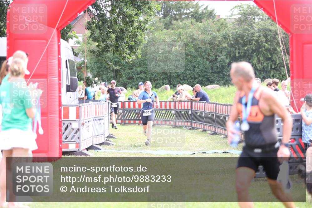 21.06.2026 - 29. Vierlanden-Triathlon Andreas Tolksdorf http://msf.ph/oto/9883233 21.06.2026 11:25:38 Ziel 357, 359, 393, 584, 603, 357, 359, 393, 584, 603 meine-sportfotos.de