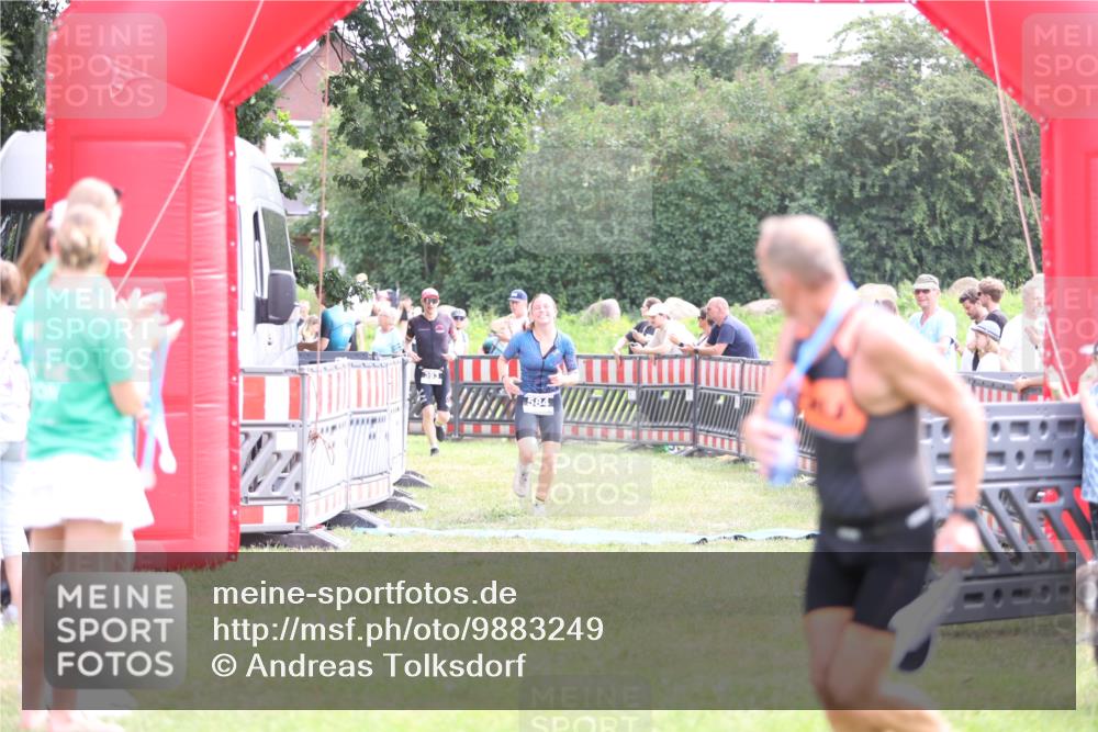 21.06.2026 - 29. Vierlanden-Triathlon Andreas Tolksdorf http://msf.ph/oto/9883249 21.06.2026 11:25:38 Ziel 357, 359, 393, 584, 603, 357, 359, 393, 584, 603 meine-sportfotos.de