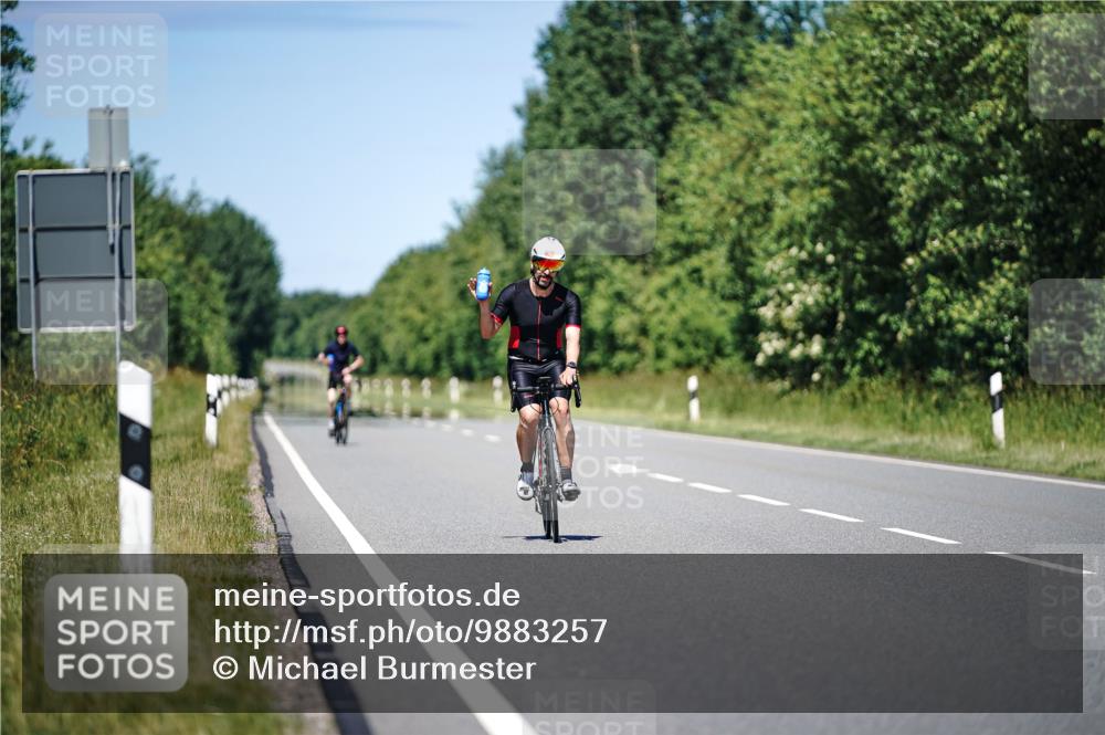 21.06.2026 - Viking Triathlon Michael Burmester http://msf.ph/oto/9883257 21.06.2026 14:01:14 Radfahren  meine-sportfotos.de