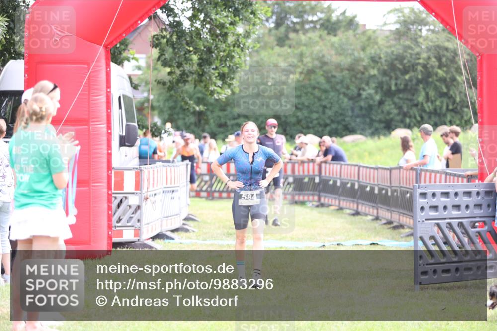 21.06.2026 - 29. Vierlanden-Triathlon Andreas Tolksdorf http://msf.ph/oto/9883296 21.06.2026 11:25:41 Ziel 357, 359, 393, 584, 603, 357, 359, 393, 584, 603 meine-sportfotos.de