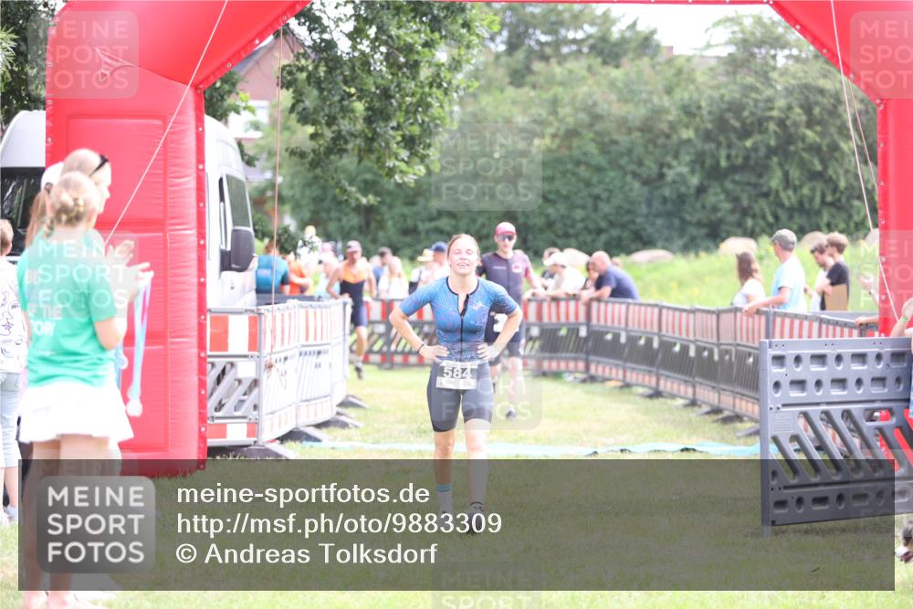 21.06.2026 - 29. Vierlanden-Triathlon Andreas Tolksdorf http://msf.ph/oto/9883309 21.06.2026 11:25:41 Ziel 357, 359, 393, 584, 603, 357, 359, 393, 584, 603 meine-sportfotos.de