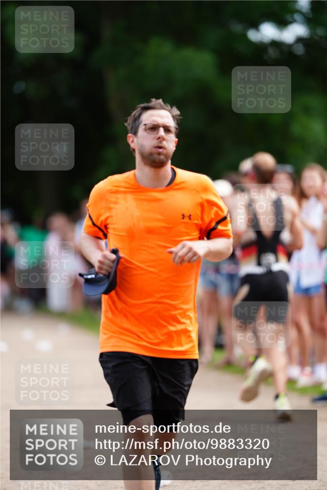 21.06.2026 - 29. Vierlanden-Triathlon LAZAROV Photography http://msf.ph/oto/9883320 21.06.2026 12:50:58 Laufen  meine-sportfotos.de