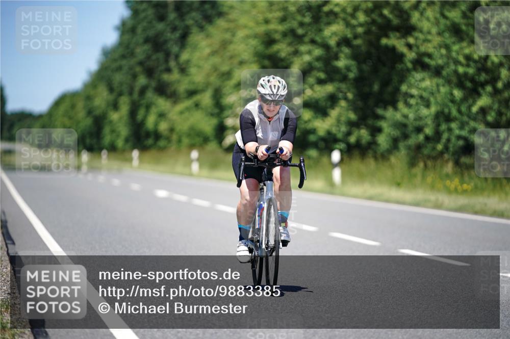 21.06.2026 - Viking Triathlon Michael Burmester http://msf.ph/oto/9883385 21.06.2026 14:04:21 Radfahren 206 meine-sportfotos.de