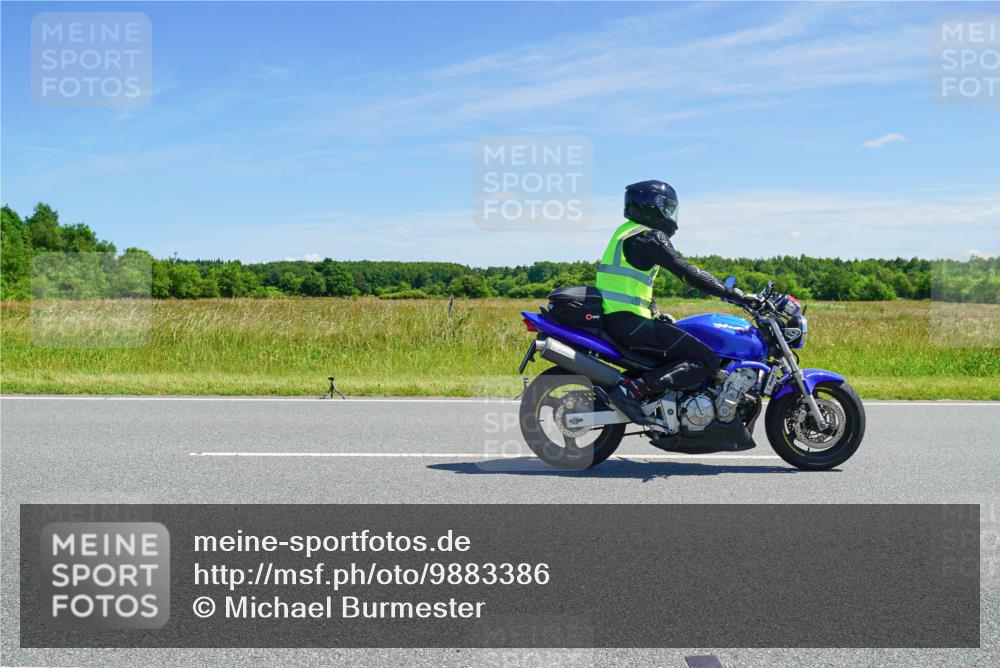 21.06.2026 - Viking Triathlon Michael Burmester http://msf.ph/oto/9883386 21.06.2026 13:45:30 Radfahren 39 meine-sportfotos.de