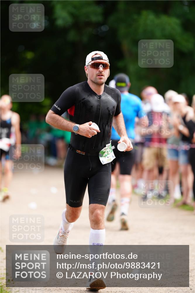 21.06.2026 - 29. Vierlanden-Triathlon LAZAROV Photography http://msf.ph/oto/9883421 21.06.2026 12:51:40 Laufen  meine-sportfotos.de