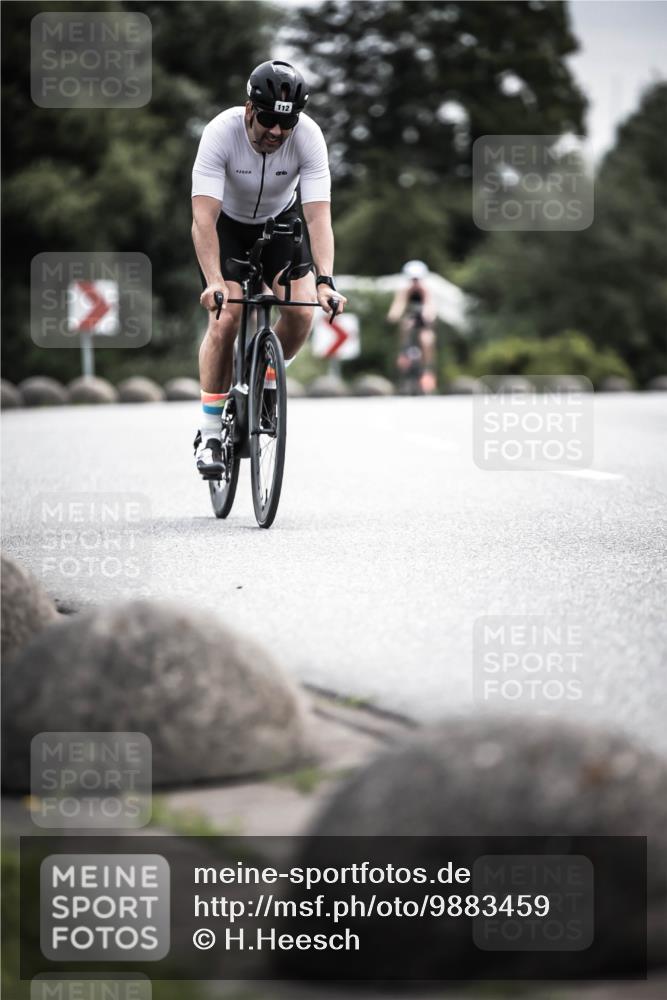 21.06.2026 - 29. Vierlanden-Triathlon H.Heesch http://msf.ph/oto/9883459 21.06.2026 10:35:24 Radfahren 43, 112, 291 meine-sportfotos.de