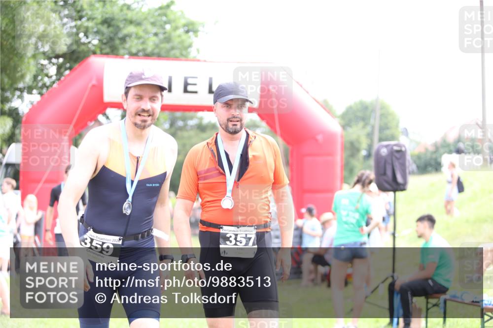 21.06.2026 - 29. Vierlanden-Triathlon Andreas Tolksdorf http://msf.ph/oto/9883513 21.06.2026 11:26:00 Ziel 477, 562, 477, 562 meine-sportfotos.de