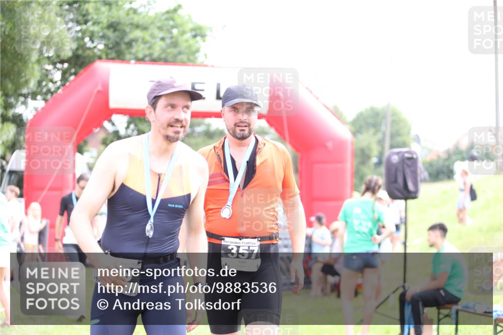 21.06.2026 - 29. Vierlanden-Triathlon Andreas Tolksdorf http://msf.ph/oto/9883536 21.06.2026 11:26:00 Ziel 477, 562, 477, 562 meine-sportfotos.de
