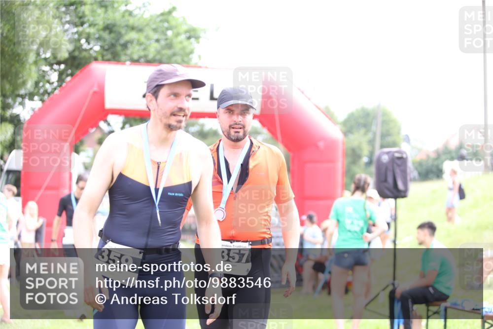 21.06.2026 - 29. Vierlanden-Triathlon Andreas Tolksdorf http://msf.ph/oto/9883546 21.06.2026 11:26:00 Ziel 477, 562, 477, 562 meine-sportfotos.de