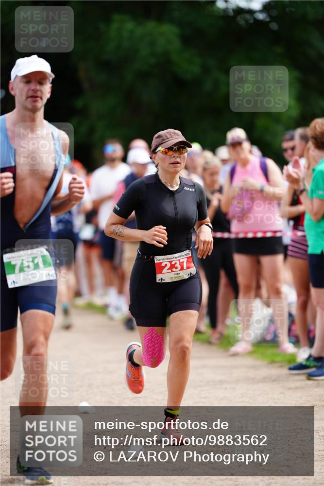 21.06.2026 - 29. Vierlanden-Triathlon LAZAROV Photography http://msf.ph/oto/9883562 21.06.2026 12:52:42 Laufen 2, 751, 3, 2026, 237 meine-sportfotos.de