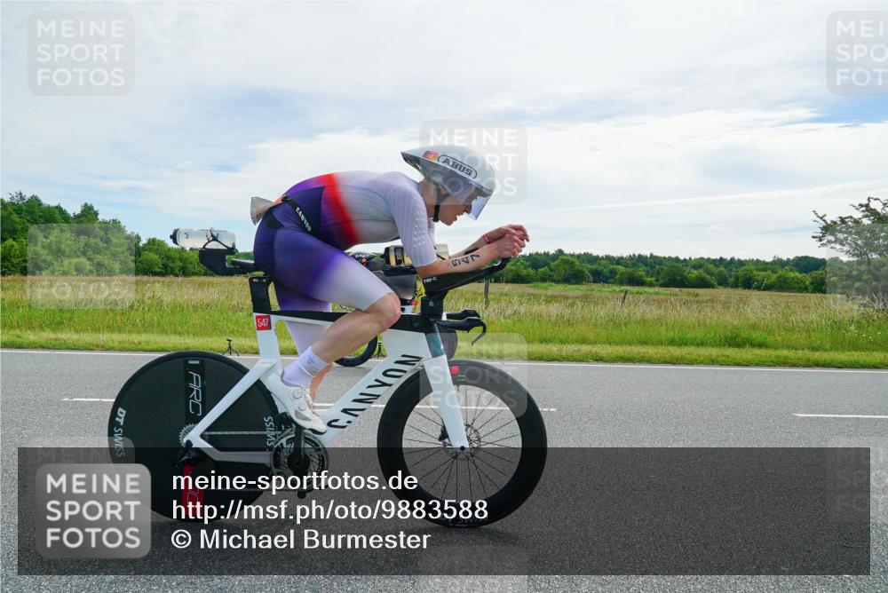 21.06.2026 - Viking Triathlon Michael Burmester http://msf.ph/oto/9883588 21.06.2026 11:05:59 Radfahren 19, 25, 34, 34, 41, 72, 80, 94, 125, 150, 150, 152, 152, 259, 286, 340, 342, 438, 547, 575, 668 meine-sportfotos.de