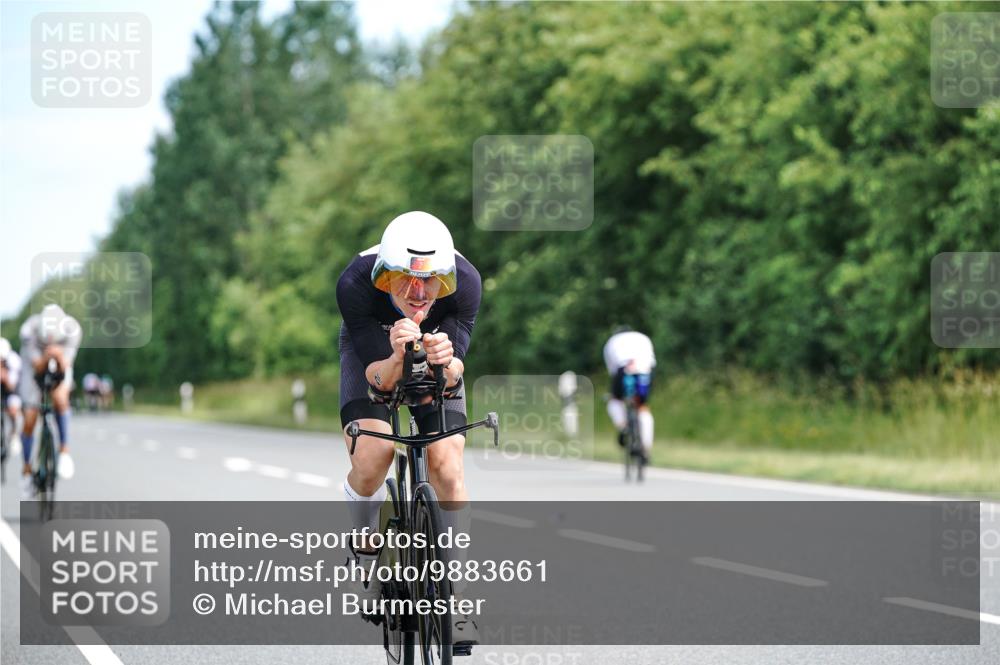 21.06.2026 - Viking Triathlon Michael Burmester http://msf.ph/oto/9883661 21.06.2026 11:05:18 Radfahren 2, 21, 44, 63, 95, 162, 166, 167, 266, 333, 517, 578, 655 meine-sportfotos.de