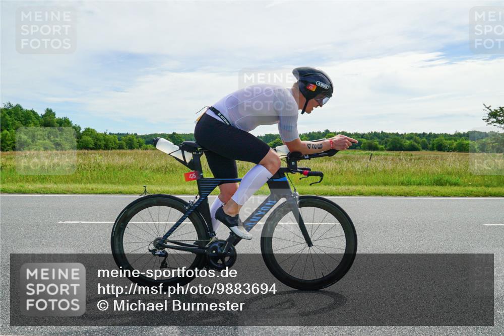21.06.2026 - Viking Triathlon Michael Burmester http://msf.ph/oto/9883694 21.06.2026 11:09:39 Radfahren 33, 119, 177, 312, 426, 565, 669 meine-sportfotos.de
