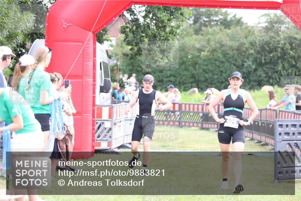 21.06.2026 - 29. Vierlanden-Triathlon Andreas Tolksdorf http://msf.ph/oto/9883821 21.06.2026 11:26:30 Ziel 536, 564, 1356, 536, 564, 1356 meine-sportfotos.de