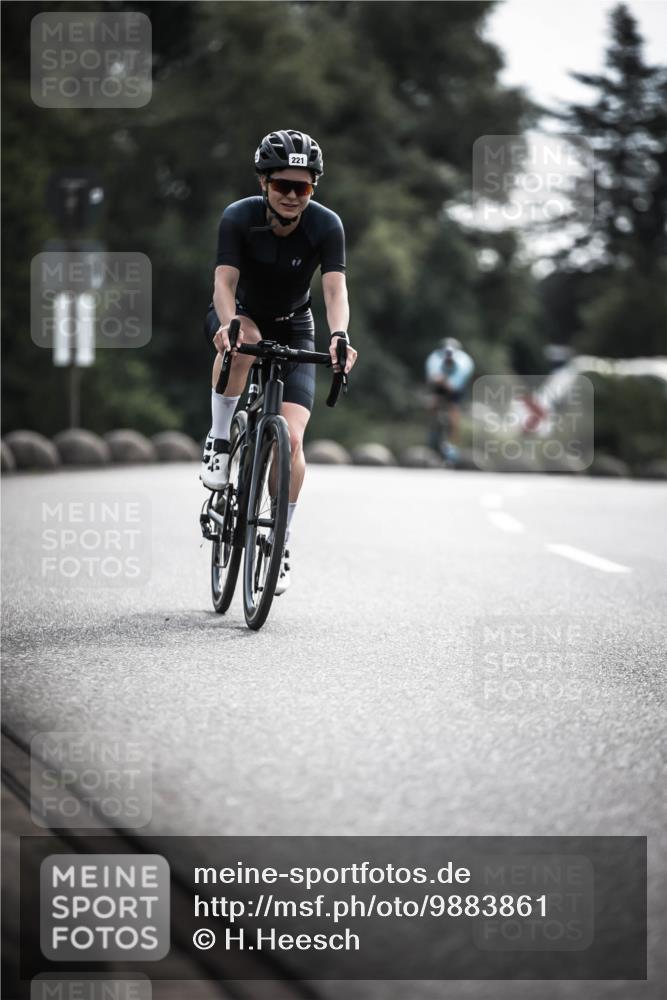 21.06.2026 - 29. Vierlanden-Triathlon H.Heesch http://msf.ph/oto/9883861 21.06.2026 09:19:00 Radfahren 56, 107, 221 meine-sportfotos.de