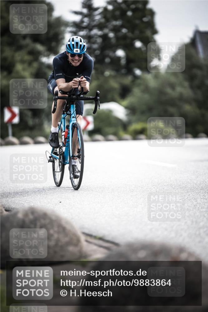 21.06.2026 - 29. Vierlanden-Triathlon H.Heesch http://msf.ph/oto/9883864 21.06.2026 10:35:44 Radfahren 46, 131, 173 meine-sportfotos.de