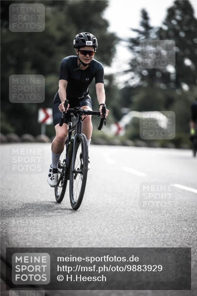 21.06.2026 - 29. Vierlanden-Triathlon H.Heesch http://msf.ph/oto/9883929 21.06.2026 09:19:00 Radfahren 56, 107, 221 meine-sportfotos.de