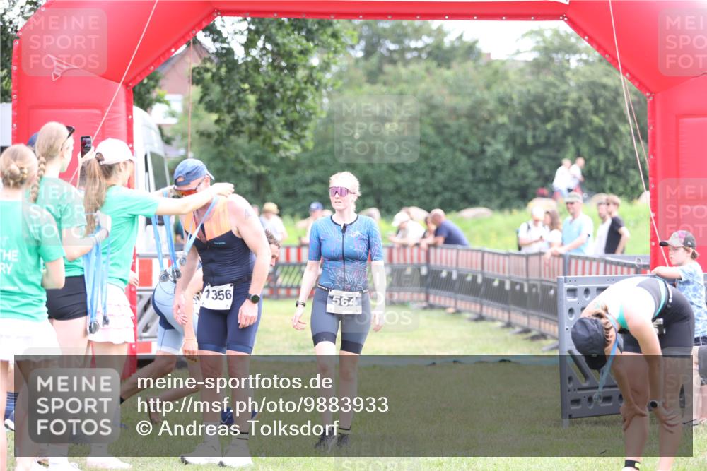 21.06.2026 - 29. Vierlanden-Triathlon Andreas Tolksdorf http://msf.ph/oto/9883933 21.06.2026 11:26:40 Ziel 536, 564, 1356, 536, 564, 1356 meine-sportfotos.de