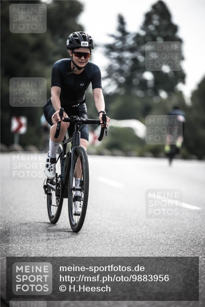 21.06.2026 - 29. Vierlanden-Triathlon H.Heesch http://msf.ph/oto/9883956 21.06.2026 09:19:00 Radfahren 56, 107, 221 meine-sportfotos.de