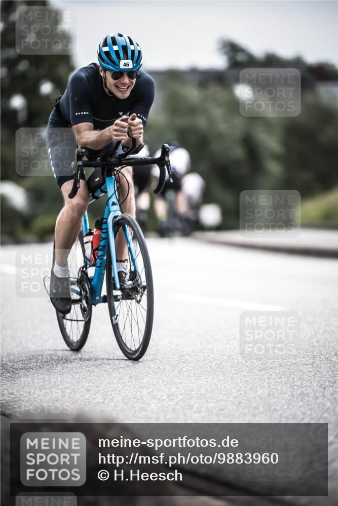21.06.2026 - 29. Vierlanden-Triathlon H.Heesch http://msf.ph/oto/9883960 21.06.2026 10:35:45 Radfahren 46, 131, 173 meine-sportfotos.de